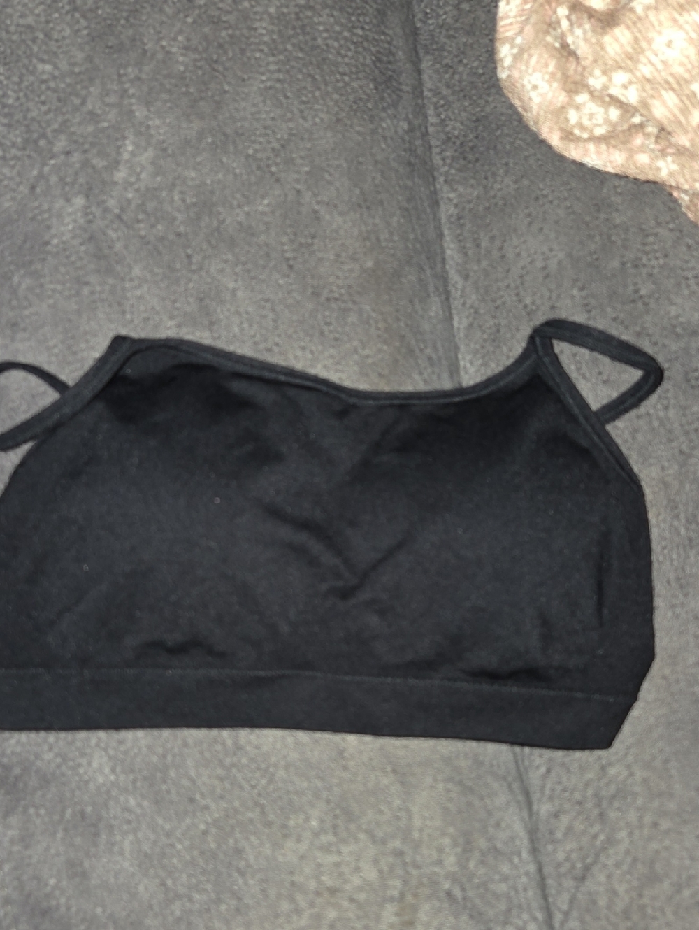 Amazon Essentials Black Pullover Sweatshirt Bra